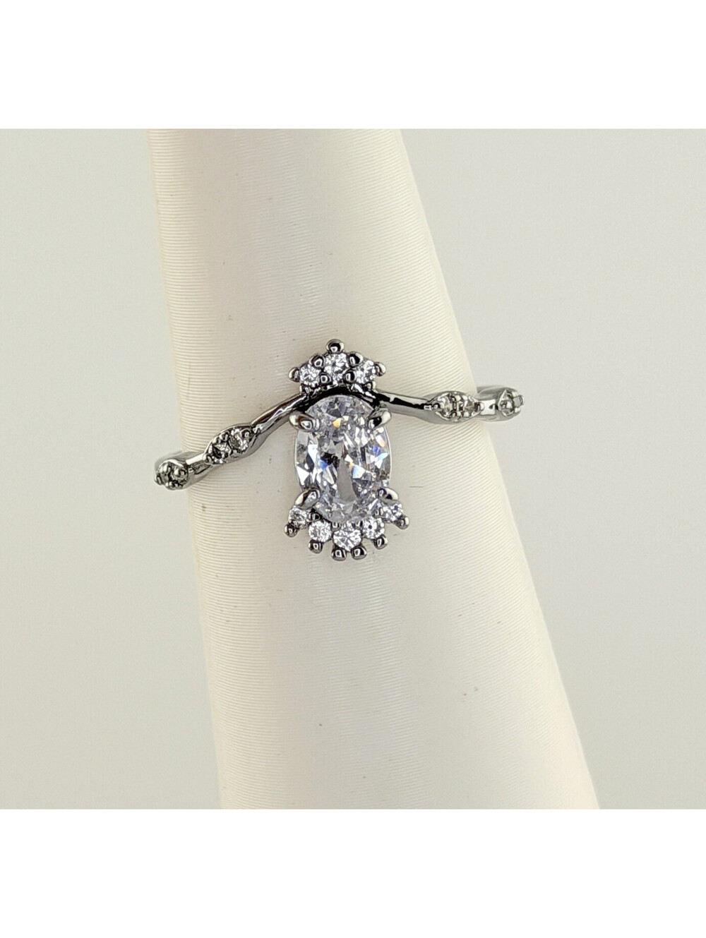 Bomb Party Dainty Ring Sz 8 RBP7453 βPure Blissβ Clear Cz on Hematite